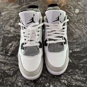 Jordan 4 Military Black